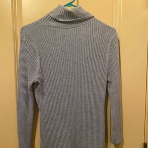 Light blue turtle neck sweater